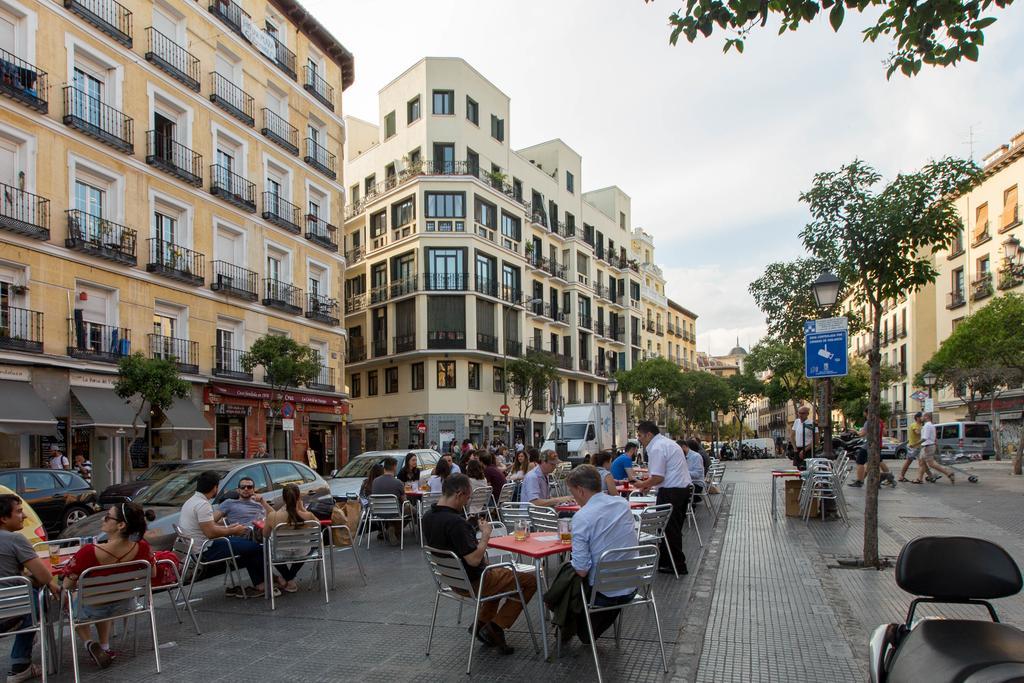 Bookinmadrid Com - Cascorro Sq 18 Pax Daire Dış mekan fotoğraf