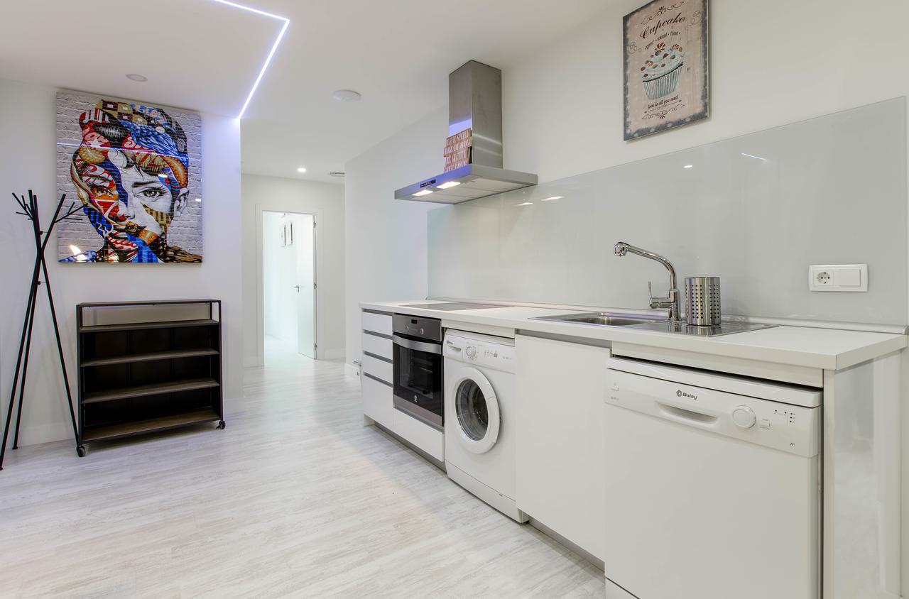 Bookinmadrid Com - Cascorro Sq 18 Pax Daire Dış mekan fotoğraf