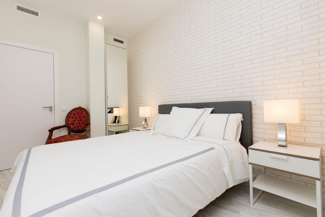 Bookinmadrid Com - Cascorro Sq 18 Pax Daire Dış mekan fotoğraf