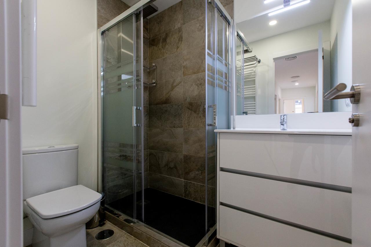 Bookinmadrid Com - Cascorro Sq 18 Pax Daire Dış mekan fotoğraf