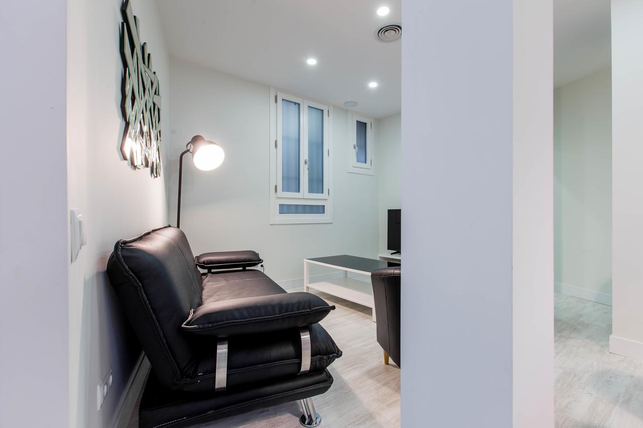 Bookinmadrid Com - Cascorro Sq 18 Pax Daire Dış mekan fotoğraf