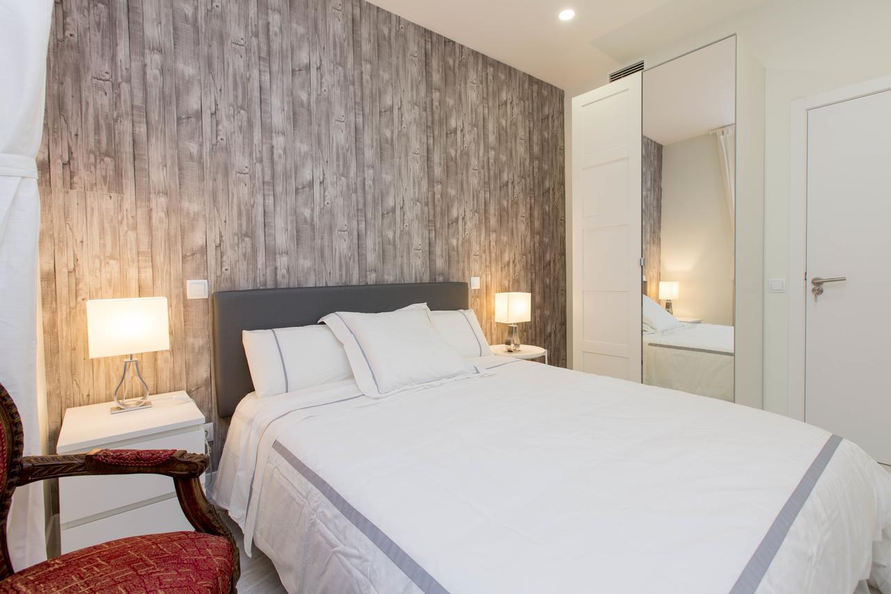 Bookinmadrid Com - Cascorro Sq 18 Pax Daire Dış mekan fotoğraf