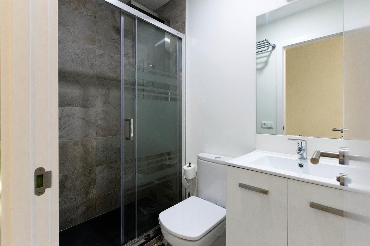 Bookinmadrid Com - Cascorro Sq 18 Pax Daire Dış mekan fotoğraf