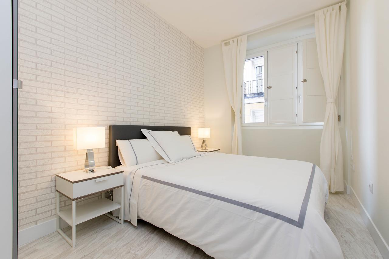 Bookinmadrid Com - Cascorro Sq 18 Pax Daire Dış mekan fotoğraf