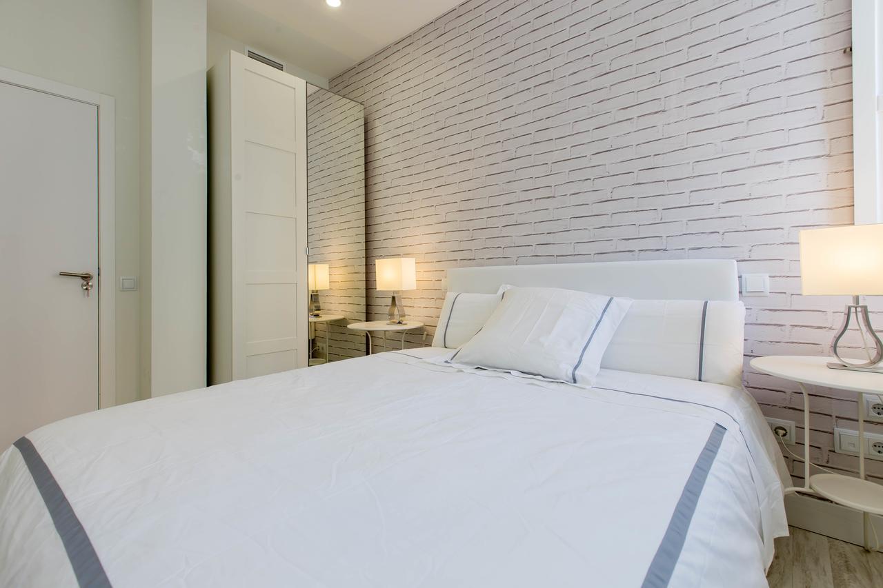 Bookinmadrid Com - Cascorro Sq 18 Pax Daire Dış mekan fotoğraf